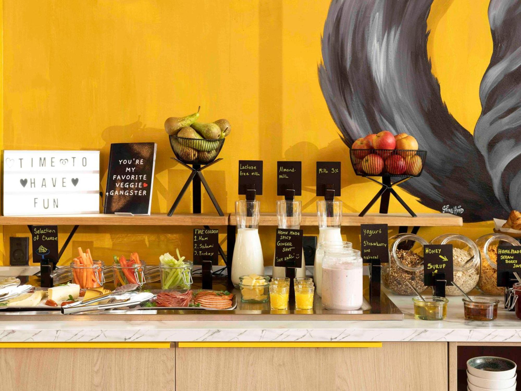 Ibis Styles Copenhagen Orestad Bagian luar foto